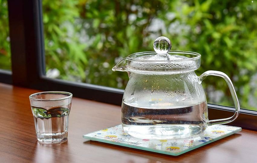 স্বাস্থ্য সচেতন অনেকেই নিয়মিত কুসুম গরম পানি নিয়মিত খাওয়ার অভ্যাস রয়েছে। নিয়মিত কুসুম গরম পানি খাওয়ার অভ্যাসে অনেক সমস্যার সমাধান মেলে। 