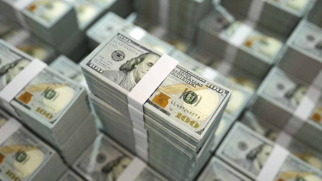 আকুর ১৭৫ কোটি ডলার দেনা পরিশোধ; কমল রিজার্ভ