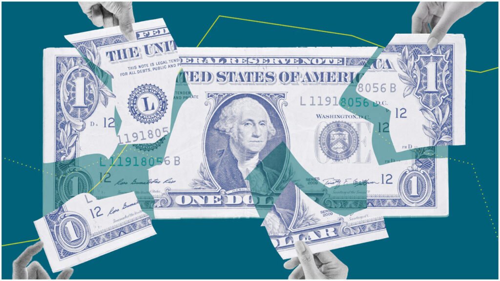 তিন বছরে সর্বনিম্নে ডলারের মান