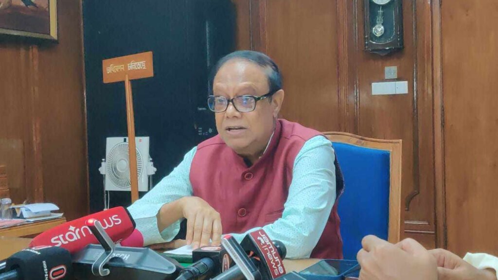 পাঁচ ব্যাংক মিলে হচ্ছে এক ব্যাংক, চাকরি হারাবেন না কর্মীরা: গভর্নর